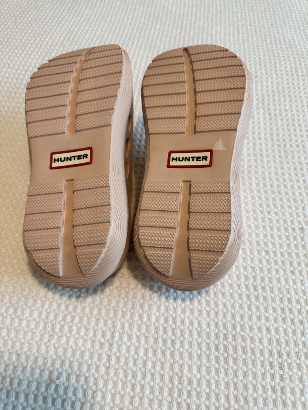 Hunter slides - Picture 2 of 3